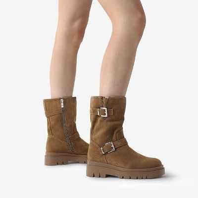 Botas para mujer en varios colores