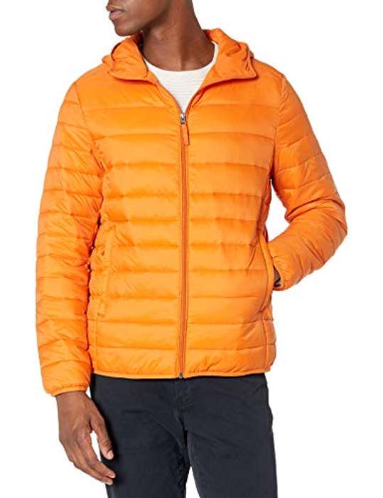 Chaqueta acolchada Amazon Essentials con capucha
