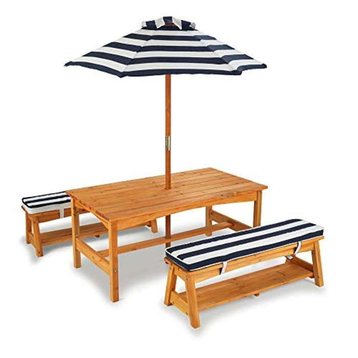 Juego de mesa y 2 bancos de madera infantil con sombrilla y cojines